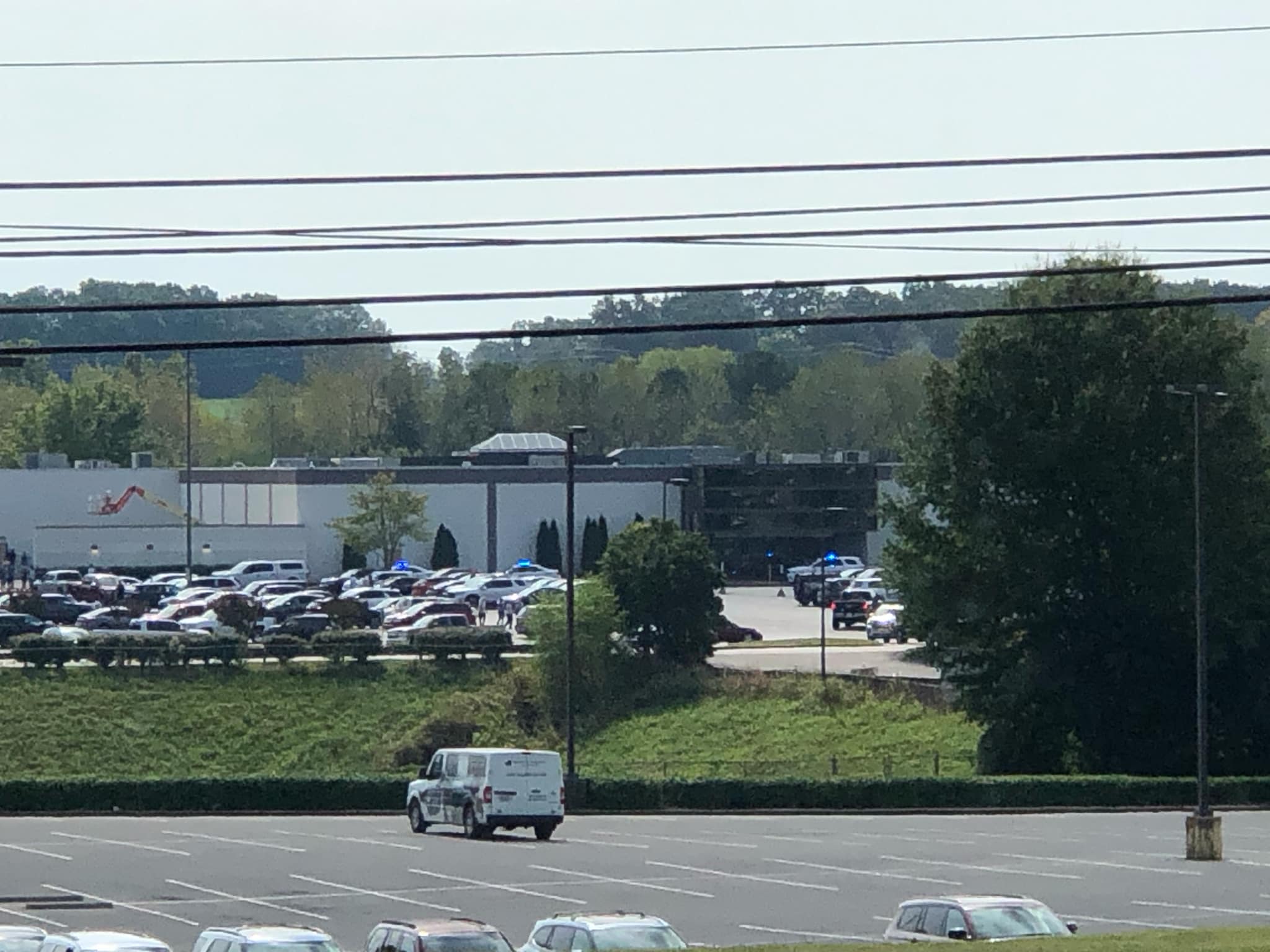 No injuries reported in Clarksville mall shooting | NewsRadio 1230 AM/99.3 FM | Hopkinsville's News Leader