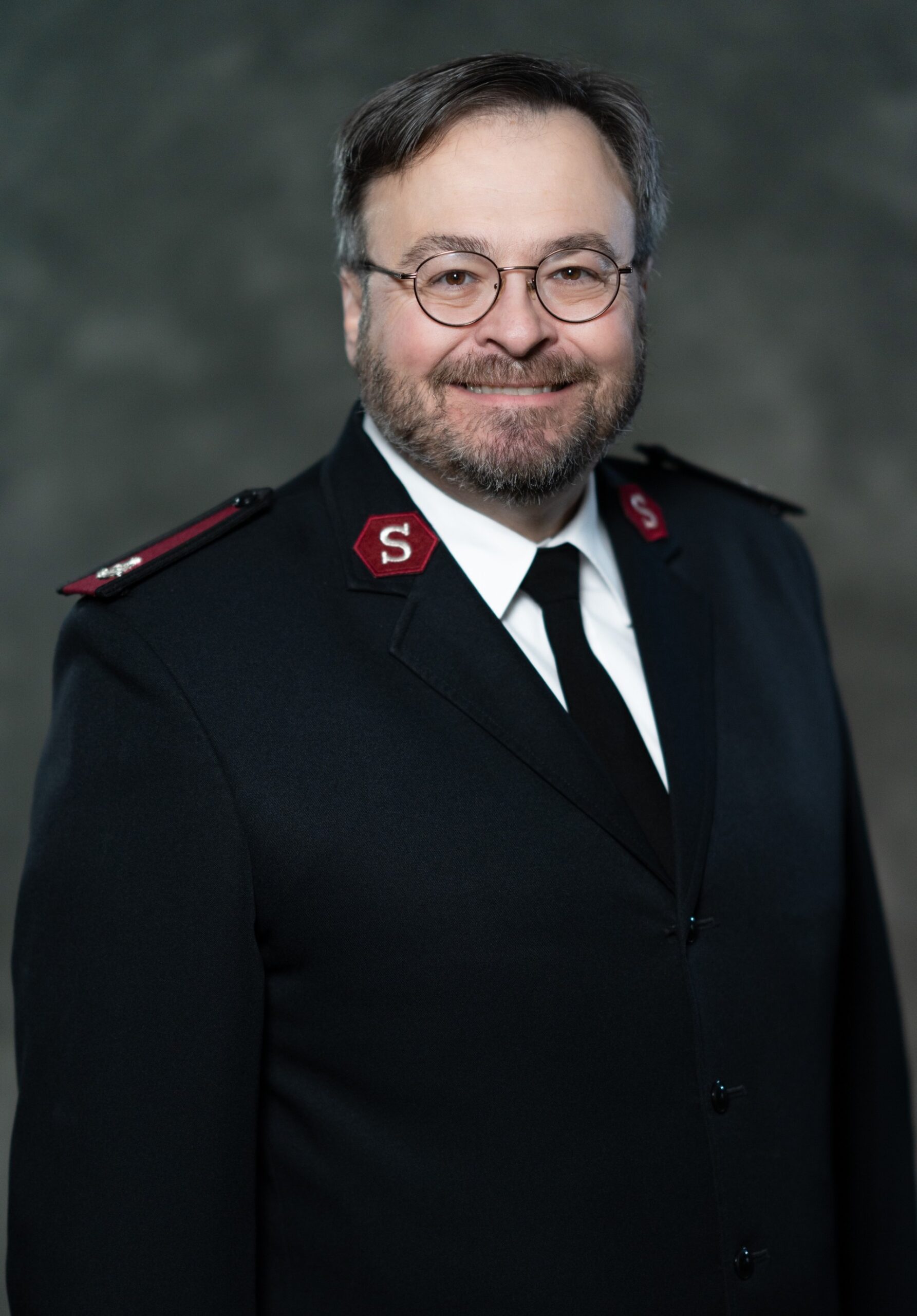 Community invited to welcome new Salvation Army officer to Hopkinsville